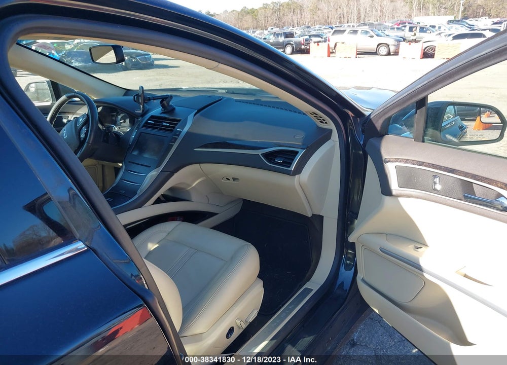 2014 LINCOLN MKZ HYBRID VIN: 3LN6L2LU8ER807073