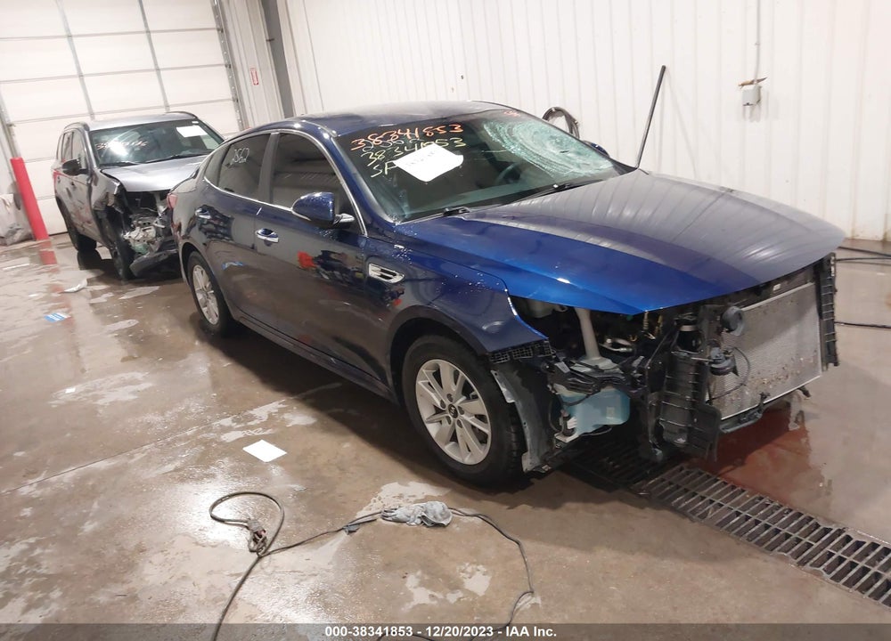 2018 KIA OPTIMA LX VIN: 5XXGT4L32JG236409