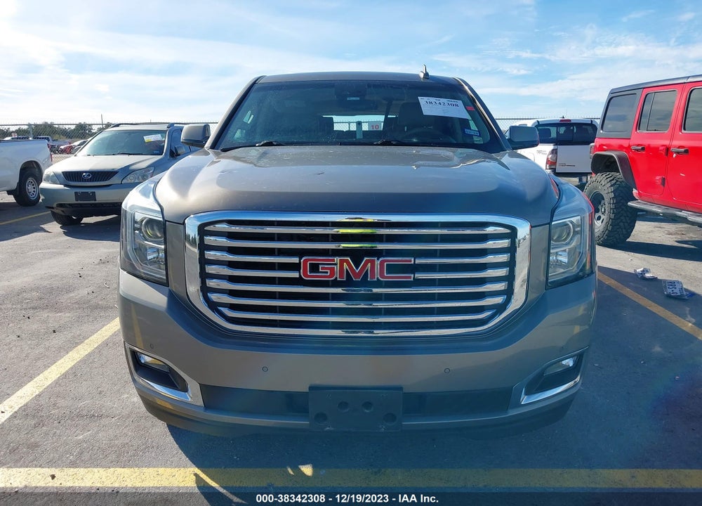 2019 GMC YUKON XL SLT VIN: 1GKS1GKCXKR224207