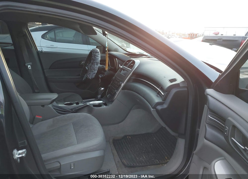 2015 CHEVROLET MALIBU LS VIN: 1G11B5SL6FF334194