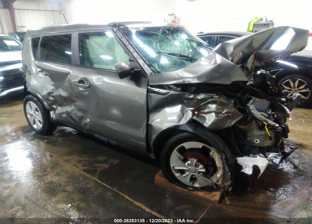 2015 KIA SOUL VIN: KNDJN2A24F7122037