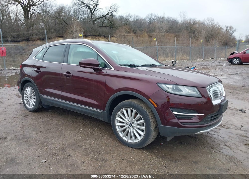 2019 LINCOLN MKC STANDARD VIN: 5LMCJ1C90KUL27707