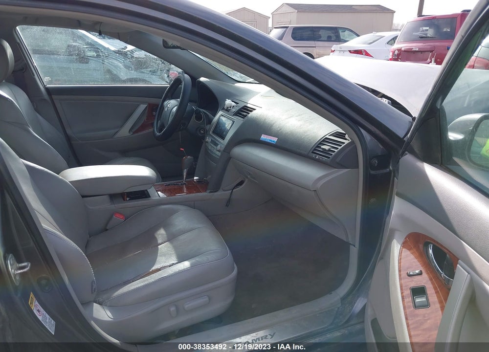2009 TOYOTA CAMRY XLE VIN: 4T4BE46K99R071800
