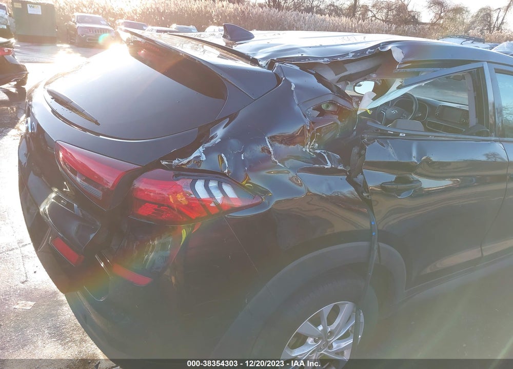 2019 HYUNDAI TUCSON SE VIN: KM8J23A40KU899225