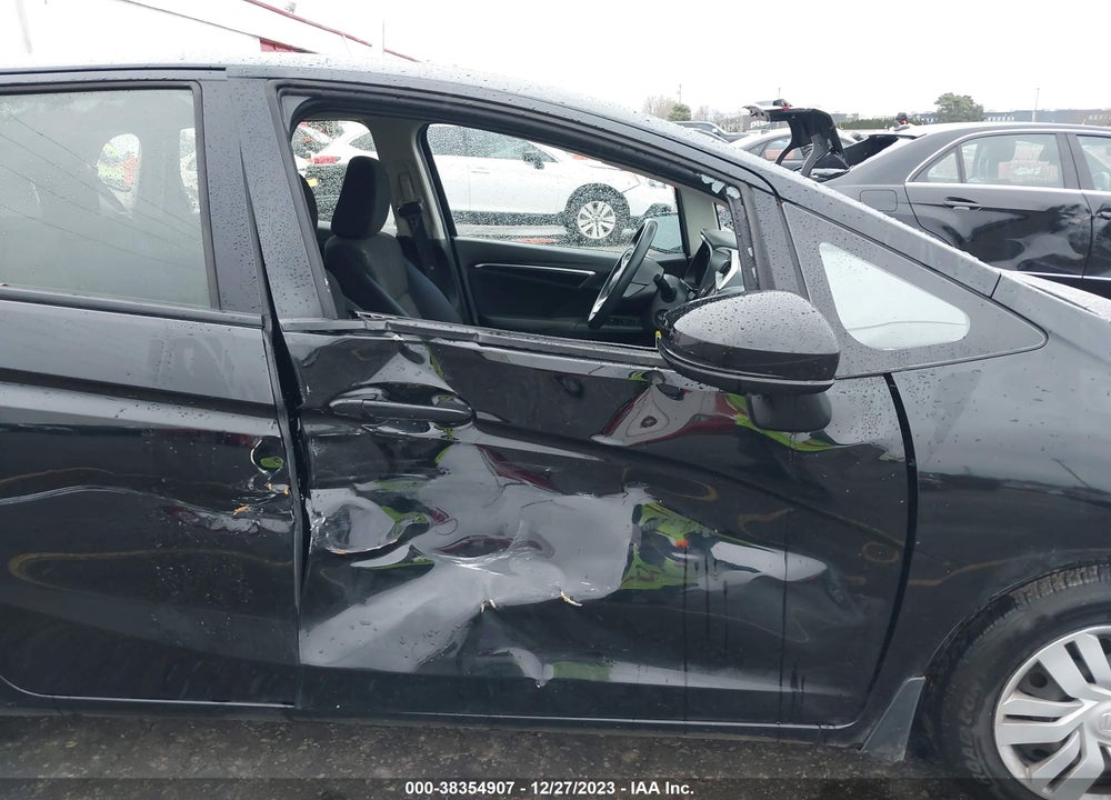2016 HONDA FIT LX VIN: JHMGK5H50GX017113