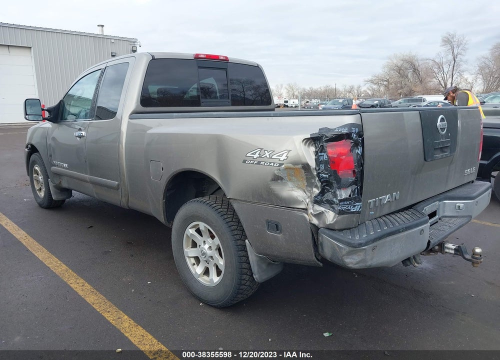 2006 NISSAN TITAN SE VIN: 1N6AA07B16N560532