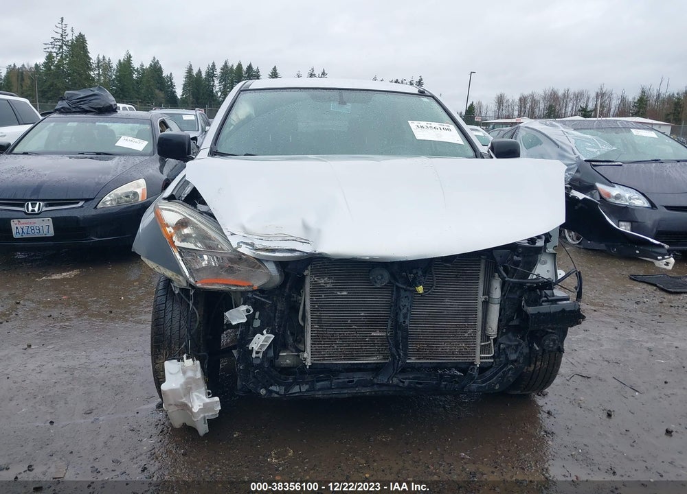 2015 NISSAN ROGUE SELECT S VIN: JN8AS5MV2FW750110