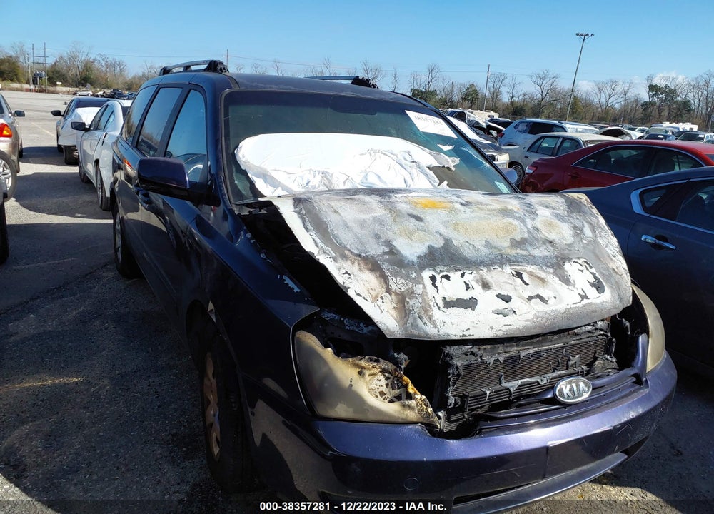 2007 KIA SEDONA LX VIN: KNDMB233476105886