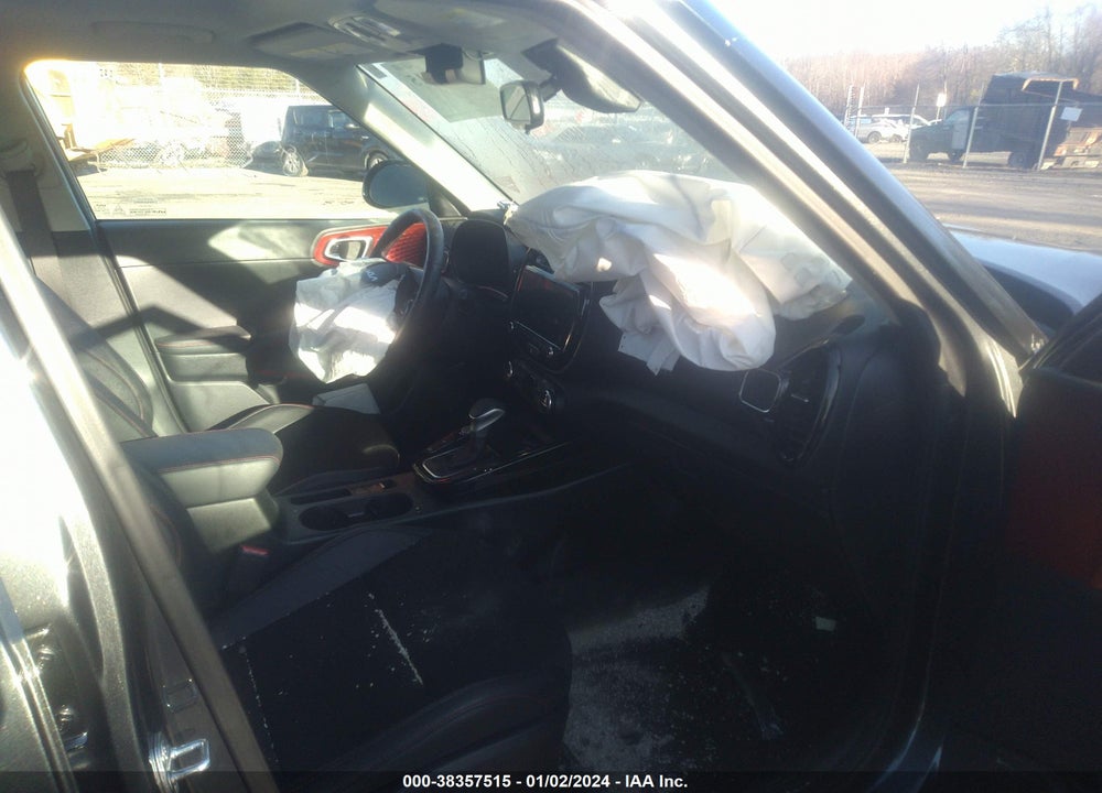 2023 KIA SOUL VIN: KNDJ53AU1P7884301