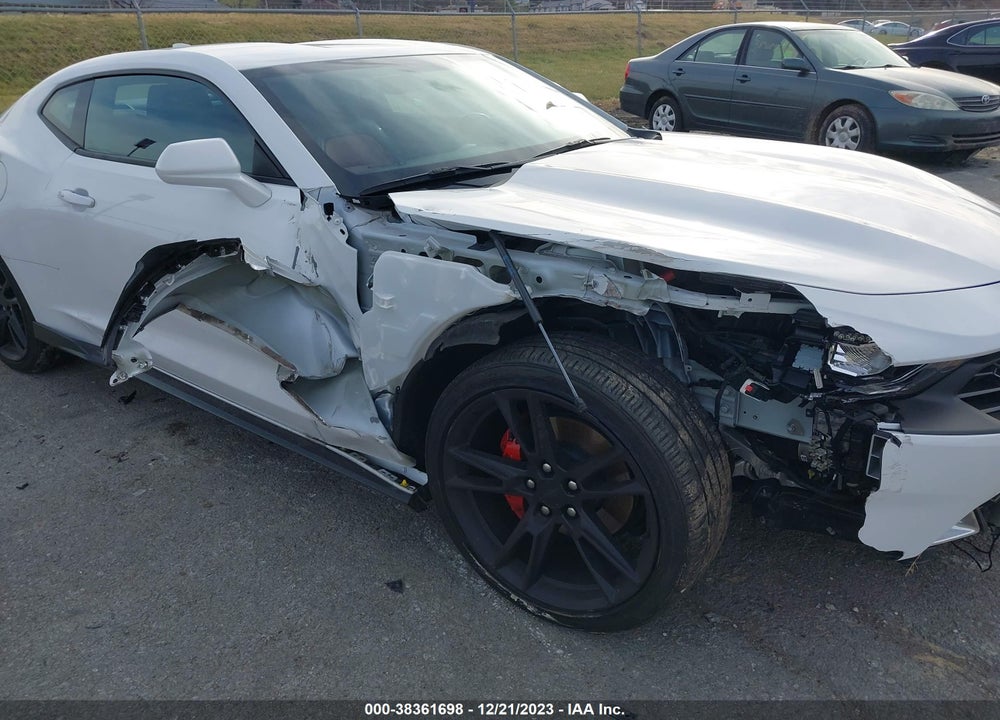 2022 CHEVROLET CAMARO RWD 2LT VIN: 1G1FD1RX8N0102408