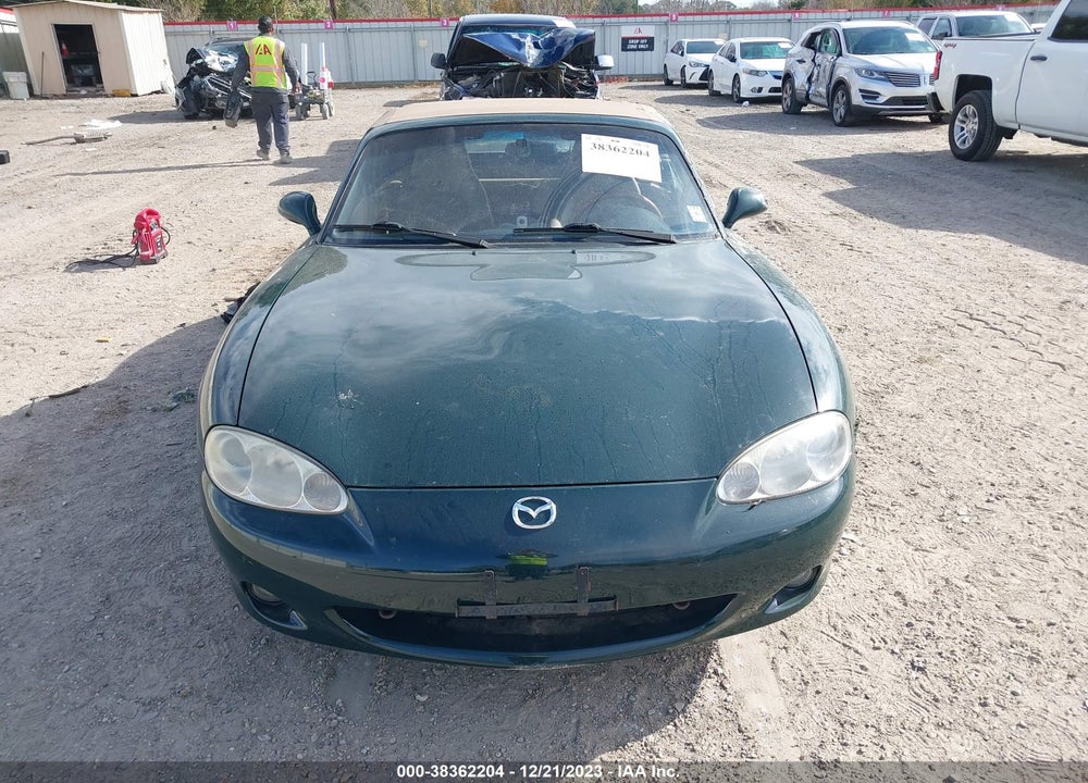 2001 MAZDA MX-5 MIATA LS/SE SPECIAL EDITION VIN: JM1NB353810211937