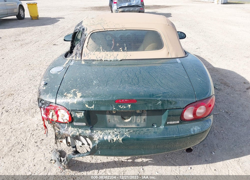 2001 MAZDA MX-5 MIATA LS/SE SPECIAL EDITION VIN: JM1NB353810211937