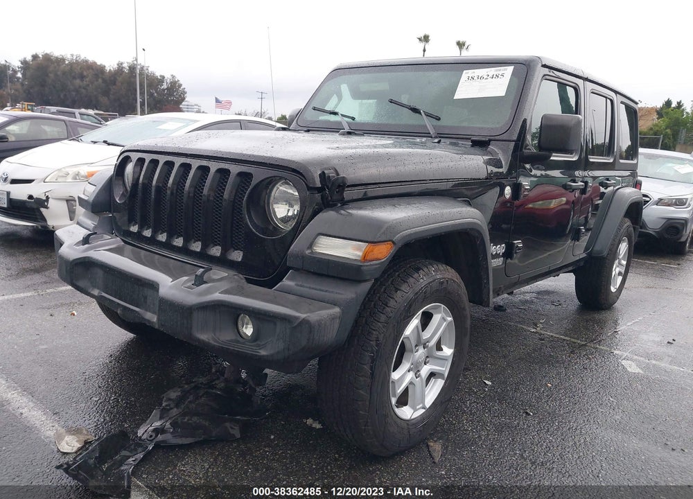 2018 JEEP WRANGLER UNLIMITED SPORT S 4X4 VIN: 1C4HJXDG4JW227089