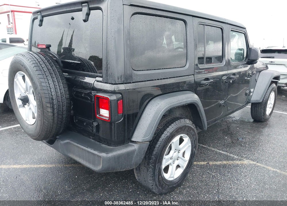 2018 JEEP WRANGLER UNLIMITED SPORT S 4X4 VIN: 1C4HJXDG4JW227089