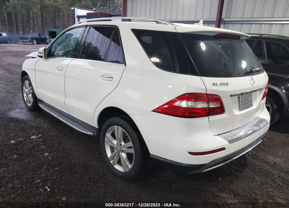 2015 MERCEDES-BENZ ML 350 VIN: 4JGDA5JB8FA462400