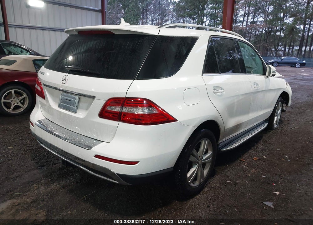 2015 MERCEDES-BENZ ML 350 VIN: 4JGDA5JB8FA462400