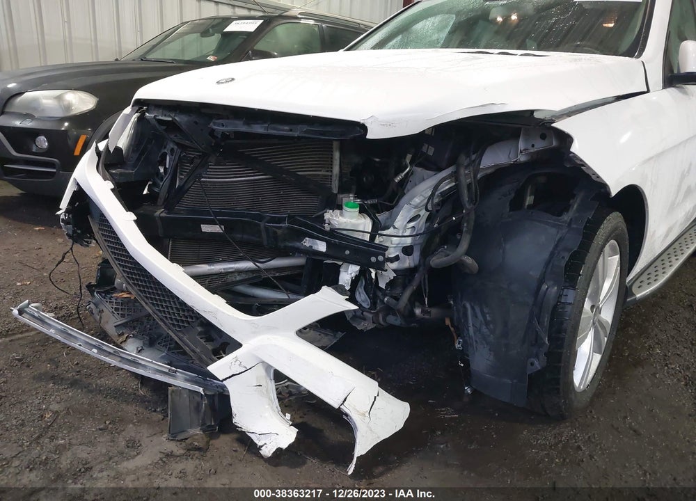 2015 MERCEDES-BENZ ML 350 VIN: 4JGDA5JB8FA462400