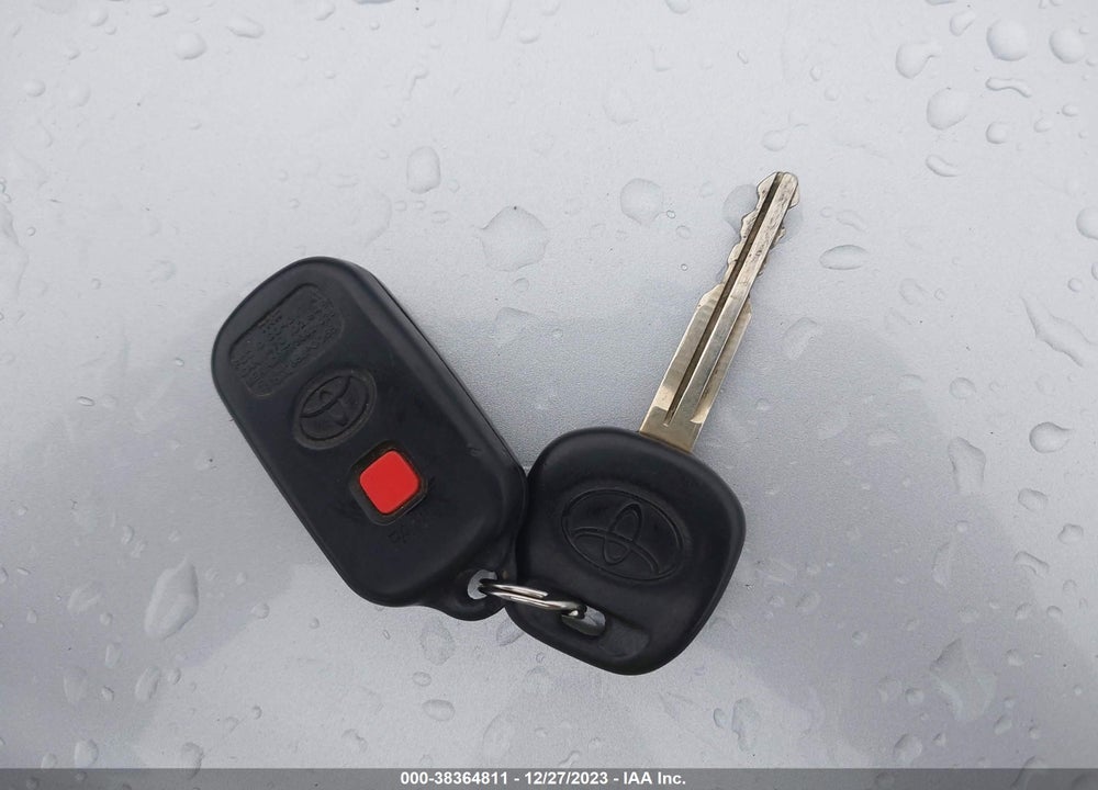 2007 TOYOTA MATRIX/XR VIN: 2T1KR30E57C654178