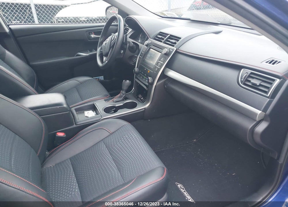 2015 TOYOTA CAMRY SE VIN: 4T1BF1FK8FU900681