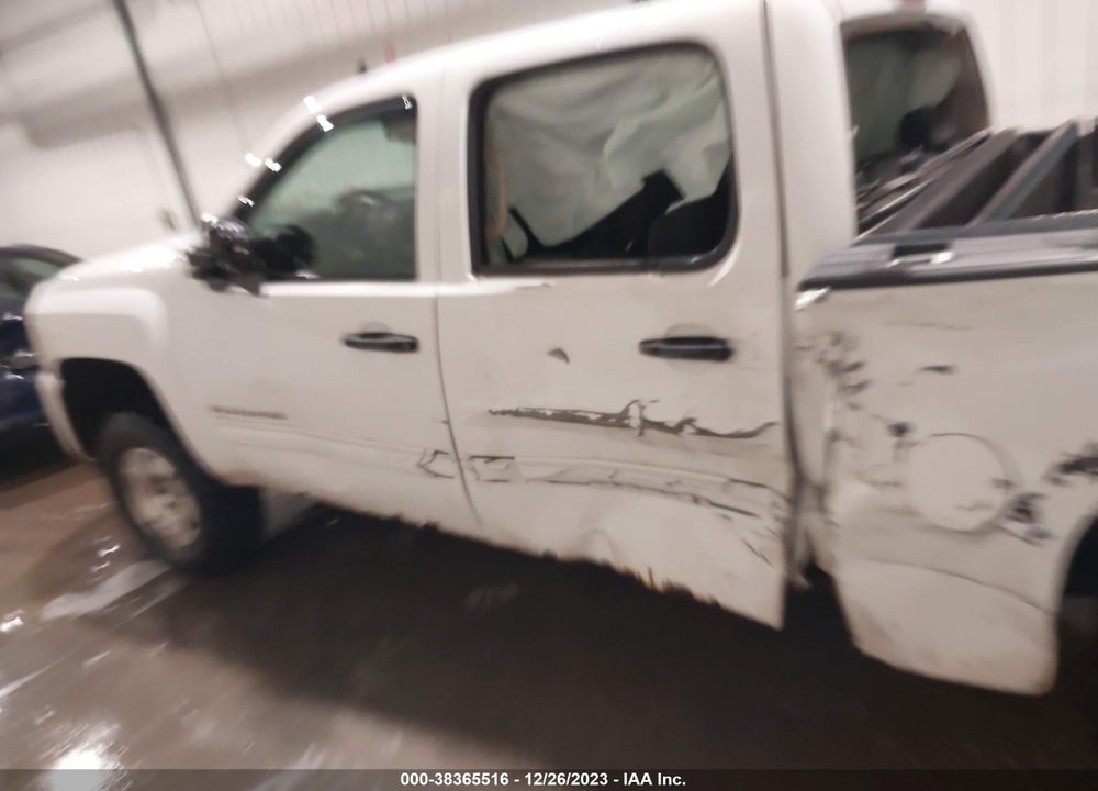 2010 CHEVROLET SILVERADO 1500 LT VIN: 3GCRKSE30AG177290