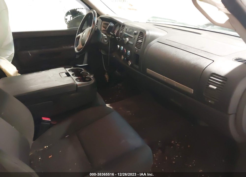 2010 CHEVROLET SILVERADO 1500 LT VIN: 3GCRKSE30AG177290