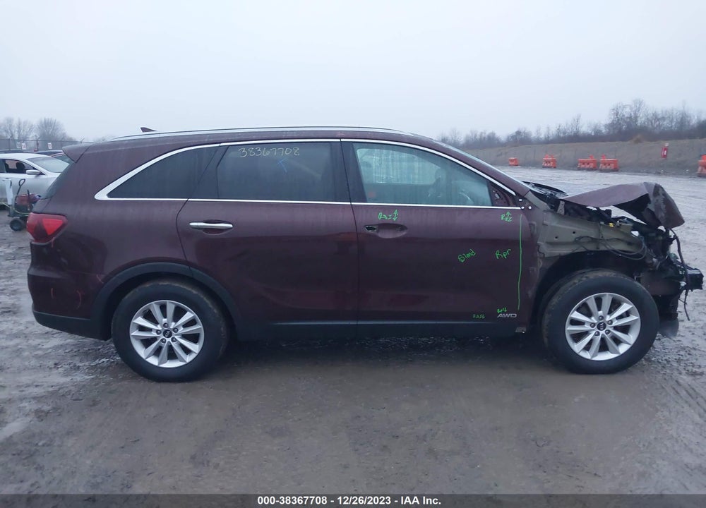 2019 KIA SORENTO 2.4L LX VIN: 5XYPGDA33KG573658