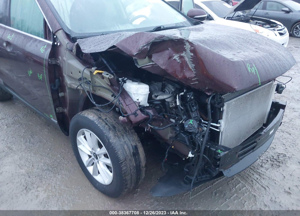 2019 KIA SORENTO 2.4L LX VIN: 5XYPGDA33KG573658