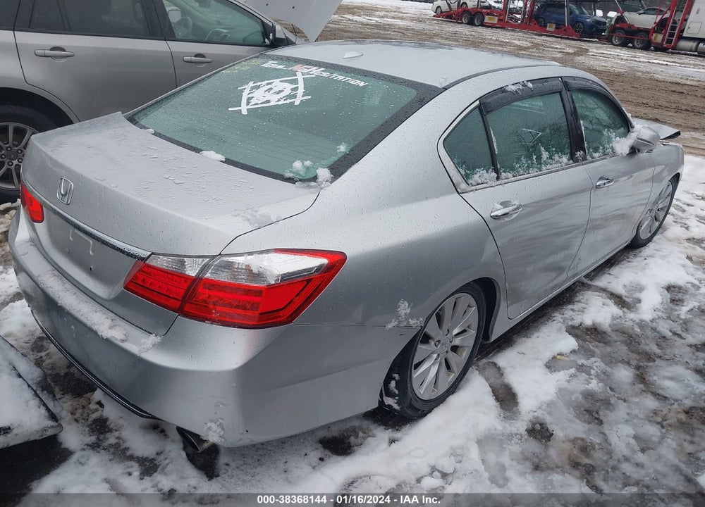 2015 HONDA ACCORD EX-L VIN: 1HGCR2F85FA015786