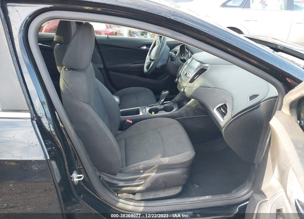 2017 CHEVROLET CRUZE LT AUTO VIN: 1G1BE5SM4H7128907