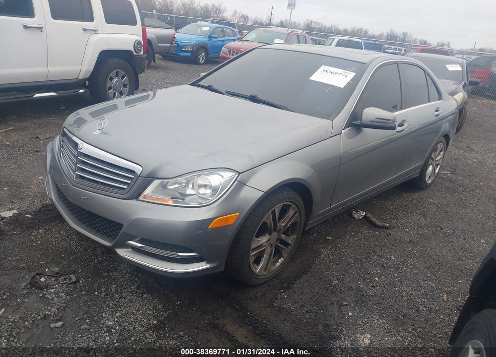 2014 MERCEDES-BENZ C 300 VIN: WDDGF8AB4ER302220