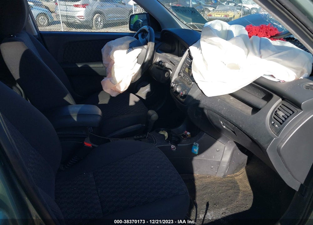 2007 KIA SPORTAGE LX VIN: KNDJF724477345786