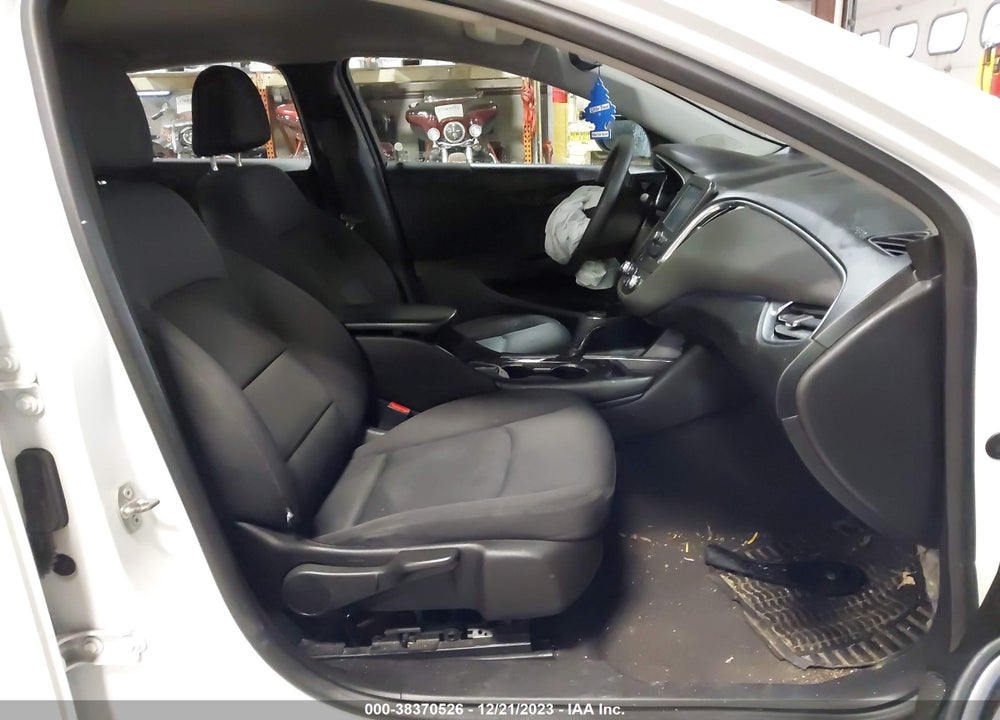 2017 CHEVROLET MALIBU 1LT VIN: 1G1ZE5ST8HF180732