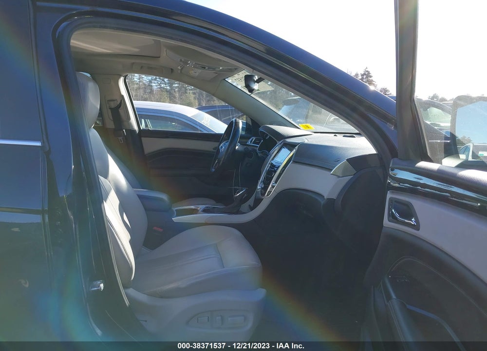 2014 CADILLAC SRX PERFORMANCE COLLECTION VIN: 3GYFNFE30ES530769