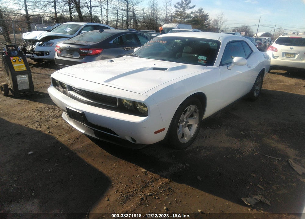2013 DODGE CHALLENGER SXT VIN: 2C3CDYAGXDH562019