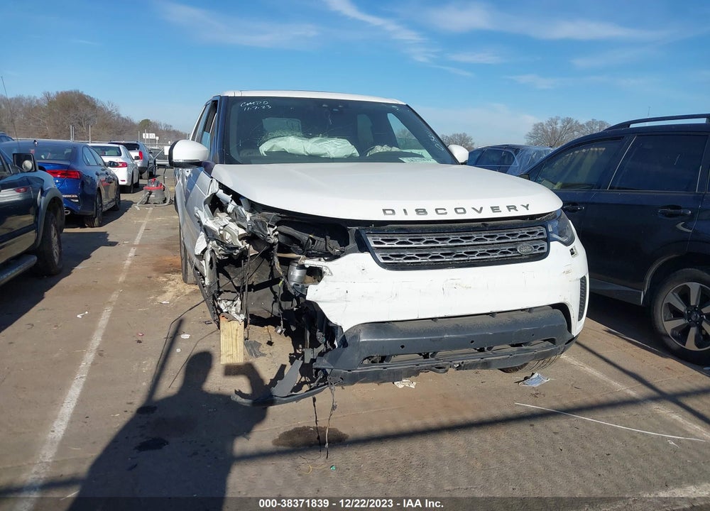 2017 LAND ROVER DISCOVERY HSE VIN: SALRRBBVXHA013211