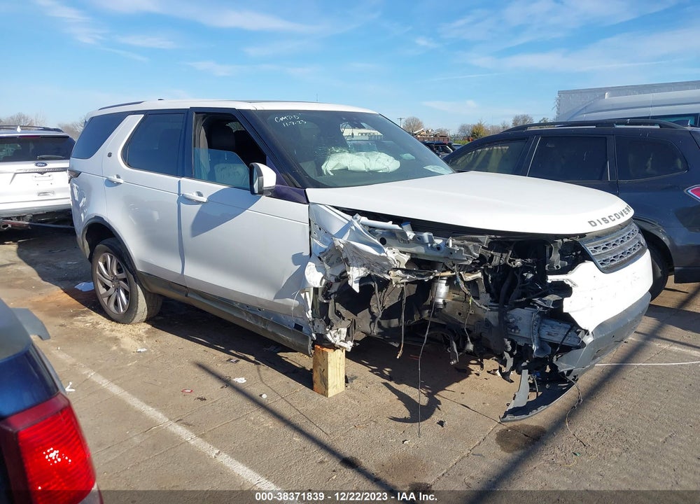 2017 LAND ROVER DISCOVERY HSE VIN: SALRRBBVXHA013211