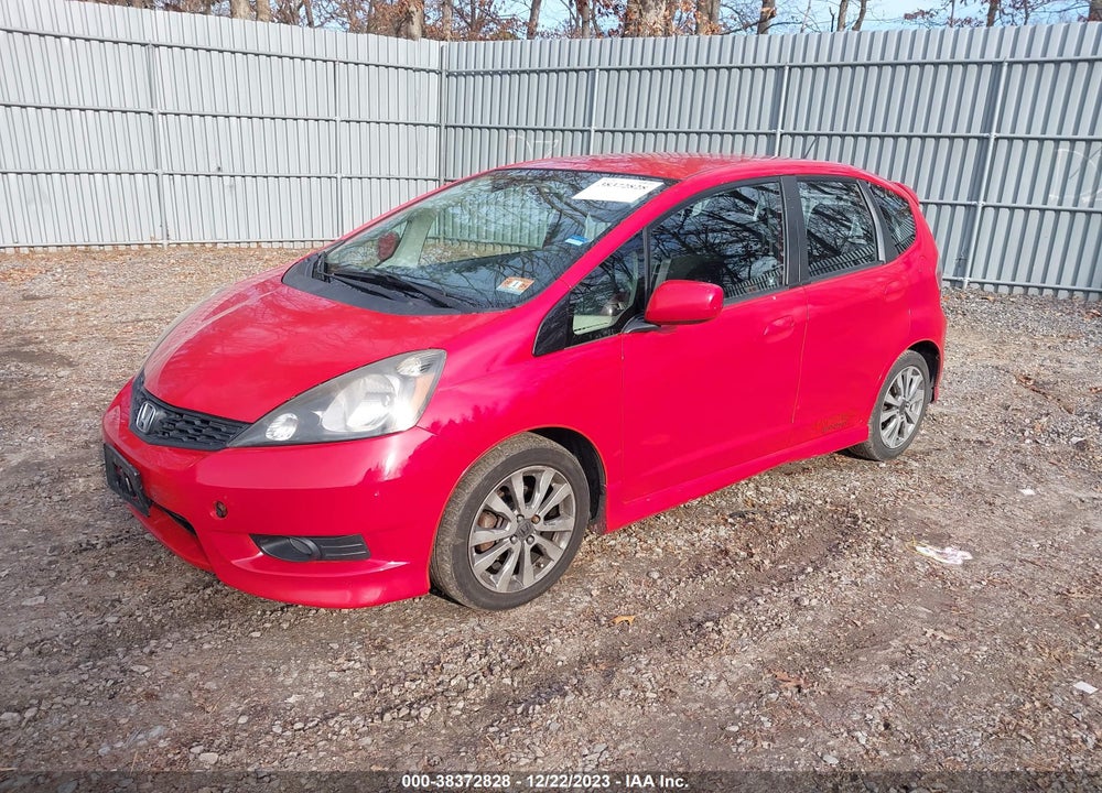 2013 HONDA FIT SPORT VIN: JHMGE8H54DC000679