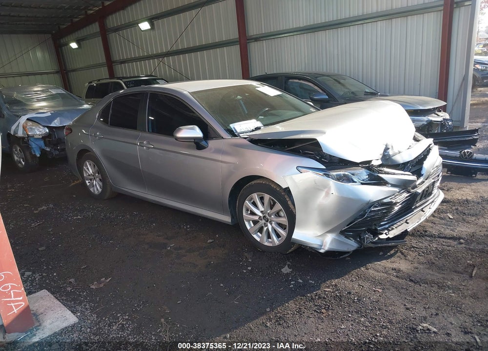 2020 TOYOTA CAMRY LE VIN: 4T1C11AK7LU934407