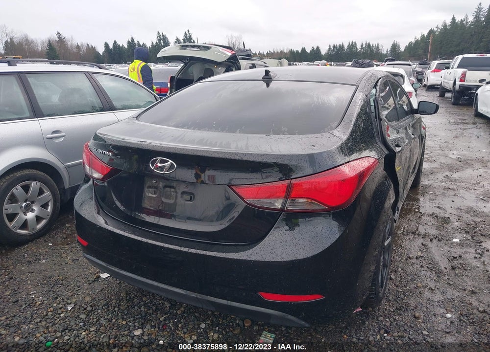2016 HYUNDAI ELANTRA SE VIN: 5NPDH4AE0GH748286