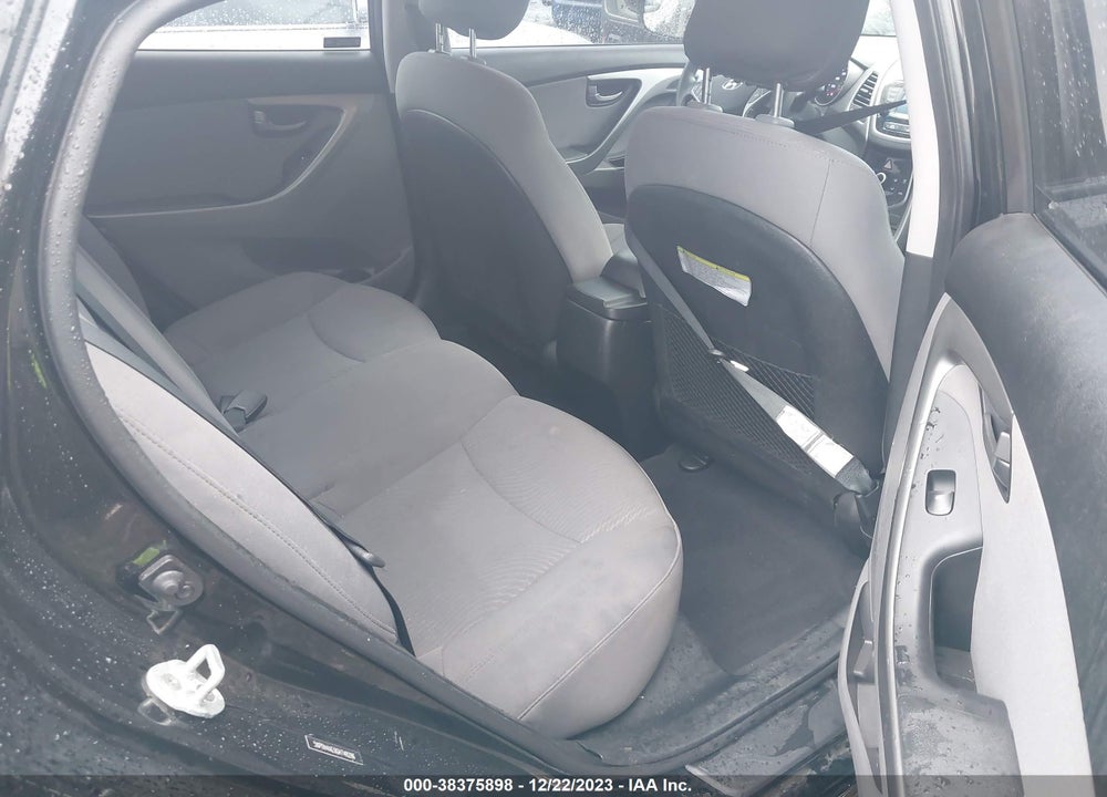2016 HYUNDAI ELANTRA SE VIN: 5NPDH4AE0GH748286