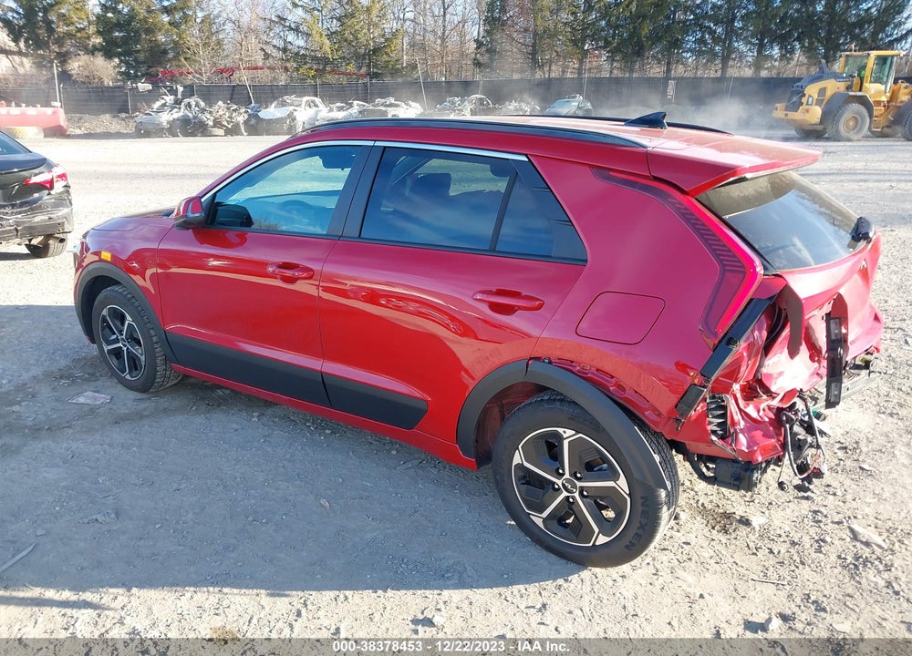 2023 KIA NIRO EX VIN: KNDCR3LE8P5058673