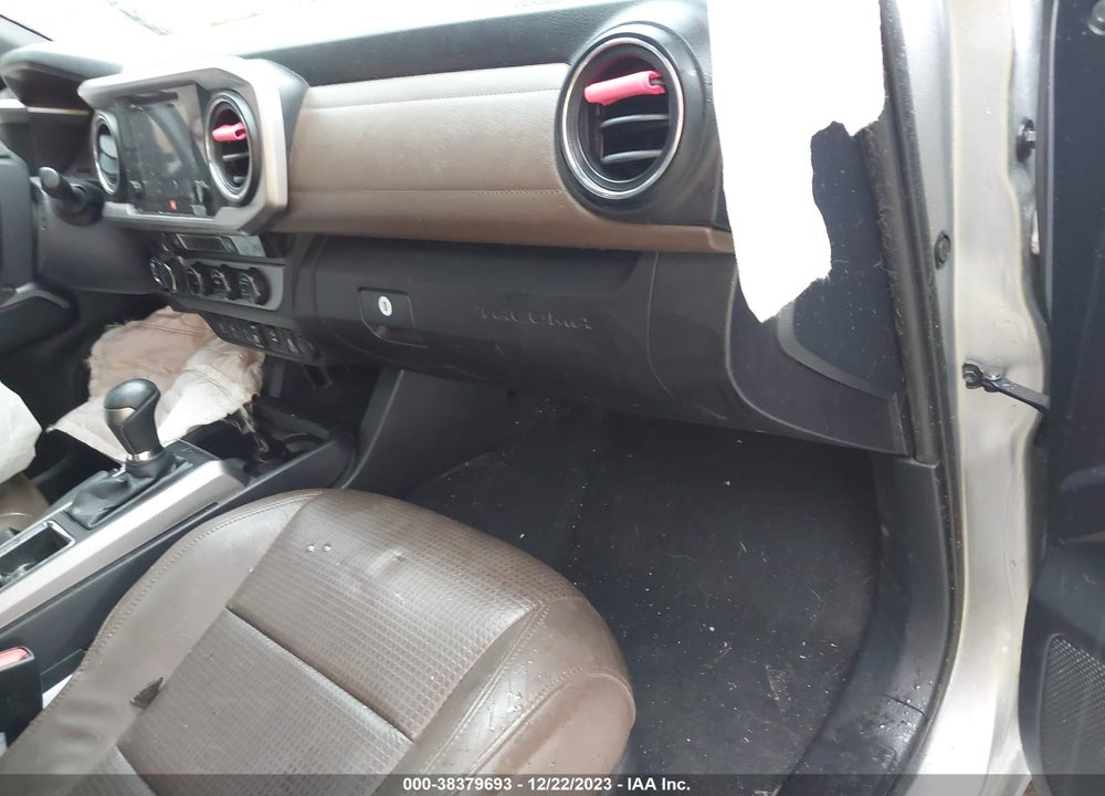 2018 TOYOTA TACOMA LIMITED VIN: 5TFGZ5AN8JX124697