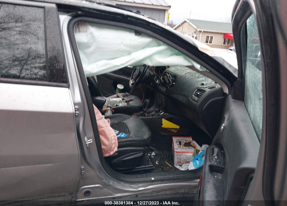 2019 JEEP COMPASS TRAILHAWK 4X4 VIN: 3C4NJDDB5KT728568