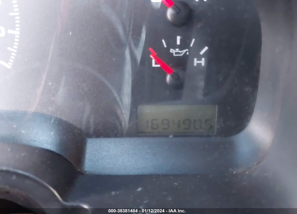 2005 FORD F-150 STX/XL/XLT VIN: 1FTRF12225NB99976