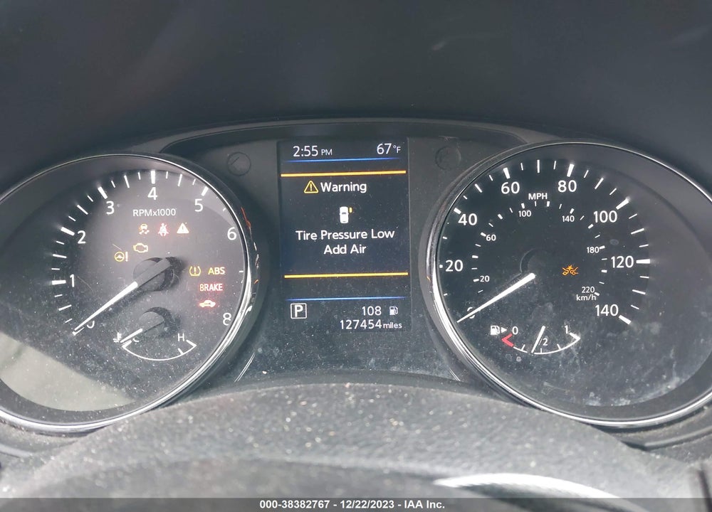 2018 NISSAN ROGUE SV VIN: 5N1AT2MT0JC740381