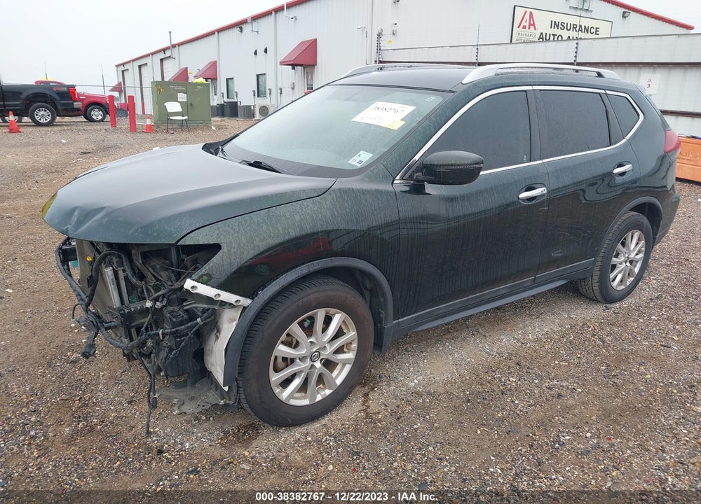 2018 NISSAN ROGUE SV VIN: 5N1AT2MT0JC740381
