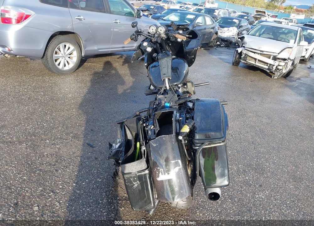 2013 HARLEY-DAVIDSON FLTRX ROAD GLIDE CUSTOM VIN: 1HD1KHM35DB685526
