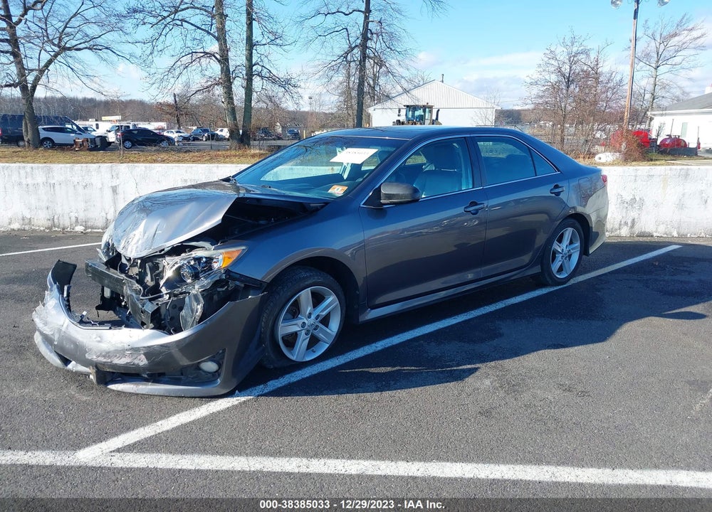 2014 TOYOTA CAMRY SE VIN: 4T1BF1FK5EU758370