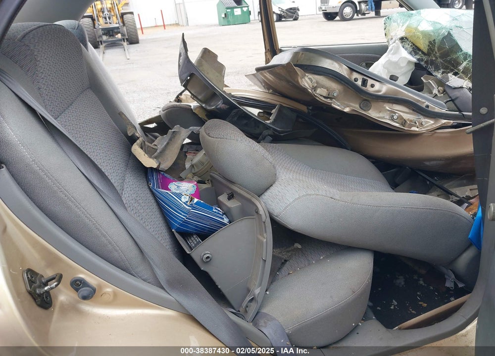 2001 KIA RIO BASE (A4)/BASE (M5) VIN: KNADC123416084132