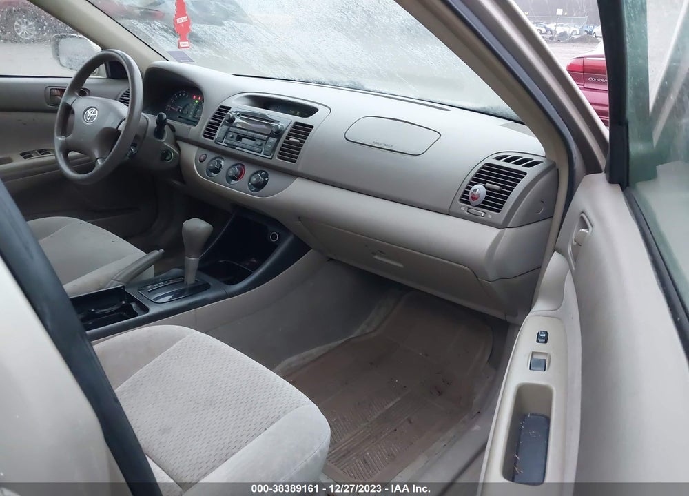 2003 TOYOTA CAMRY LE VIN: 4T1BE32K53U657184